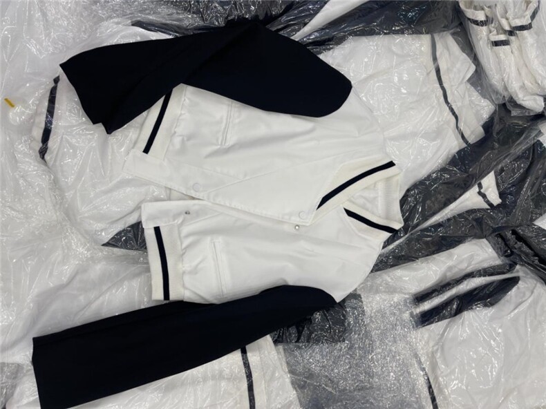 现货不规则袖子面料拼接外套，其它，魅力布梵