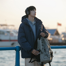 B225-W8507-P135-X168-面料聚酯纤维-标签连帽棉服，男装棉衣，电商B225