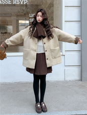 韩系针织围巾小香风羽绒服女2025冬季高级感白鸭绒内胆羊羔毛外套，女装羽绒服，艾米莉亚