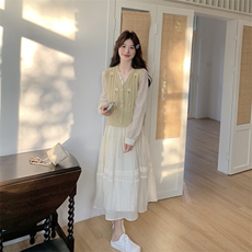 【现货】毛衣马甲蕾丝裙套装#2502-P150-K228，女装套装/套裙，2C111