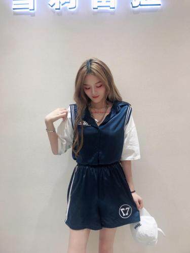 学院风两件套套装，女装职业装，雪莉雷拉