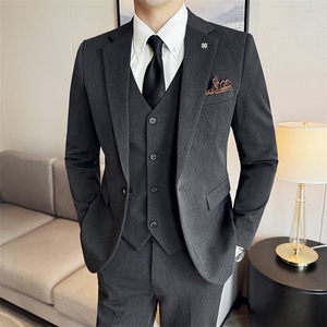 SJT811-P200 2025春夏时尚男士单扣西服三件套装礼服图片
