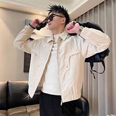 白色