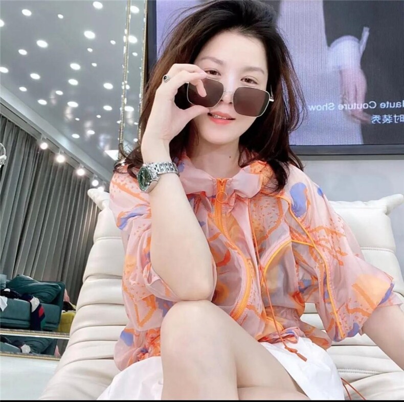 夏季新款欧洲站洋气花纹连帽防晒衣,女装其它,L·H·X