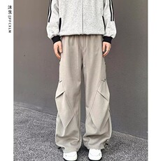 卡其色