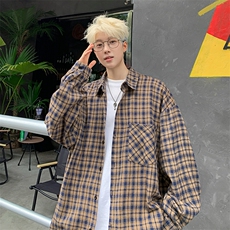 深棕色