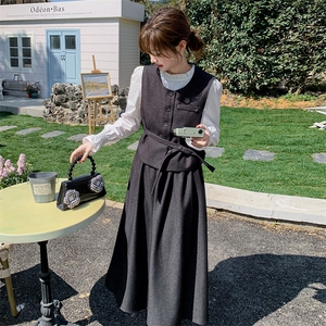 黑色马甲半身裙套装女2025春季新款气质超火ootd穿搭高级感三件套图片