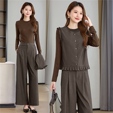 现货2025年秋新款季圆领马甲气质时尚洋气阔腿裤三件套，女装套装/套裙，时尚俏佳人