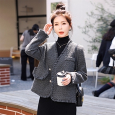 外套女2023秋冬新款小香风高级感炸街灰色名媛v领小个子短款上衣，女装毛呢外套，秋水欣儿