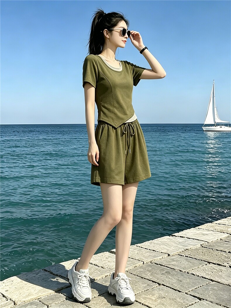 休闲运动套装女夏新款时尚气质显瘦撞色拼接不规则短袖短裤两件套,女装套装/套裙,江南