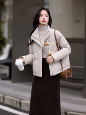 有报告！90%白鸭绒立领羽绒服，档口拿220元，女装羽绒服，天丽