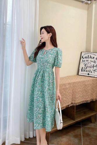 碎花连衣裙，女装连衣裙，薏朵