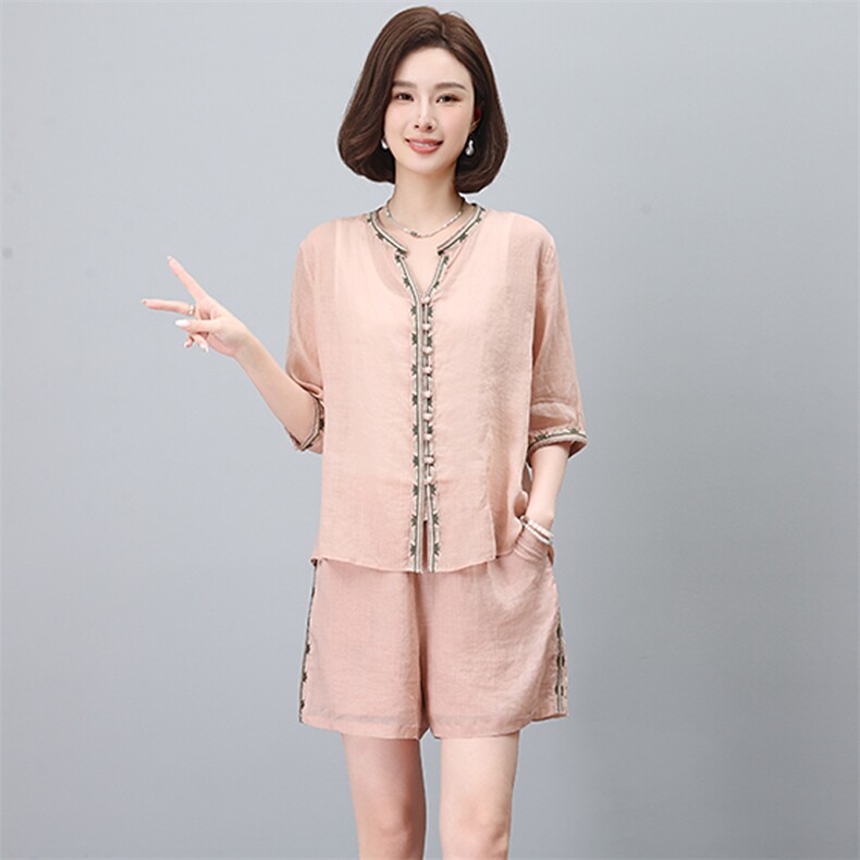 苎麻短裤套装女2025夏装新款中年妈妈时尚宽松大码洋气减龄两件套,女装套装/套裙,希欧阁