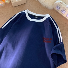 藏青色