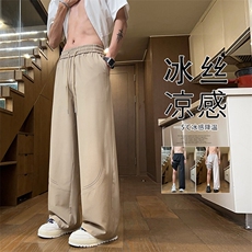 卡其色