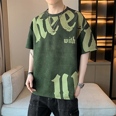 军绿色
