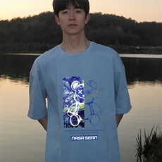 浅蓝色