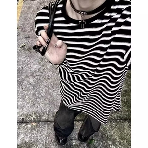 条纹圆领短袖t恤男女款夏季韩版简约基础款休闲宽松百搭半袖上衣图片