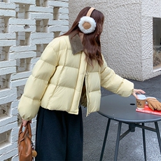 黄色
