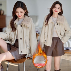 时尚羊羔毛领加绒短款外套女2025秋冬新款减龄宽松百搭派克服棉服，女装棉衣/棉服，依万里