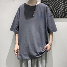 灰色