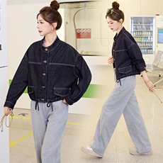牛仔外套女春秋短款2025年新款设计感休闲宽松立领夹克小个子上衣，女装套装/套裙，跑量工厂店