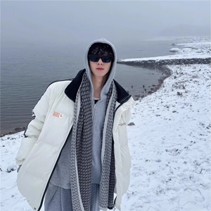 【有货】DM62-P88美式潮牌条纹羽绒服棉衣外套秋冬季保暖面包服图片