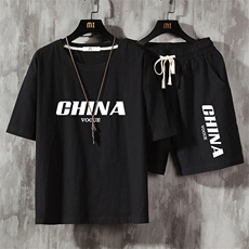 黑衣黑裤