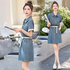 2025年夏季新款蕾丝花边拼接牛仔翻领连衣裙女，女装连衣裙，沁沁公主