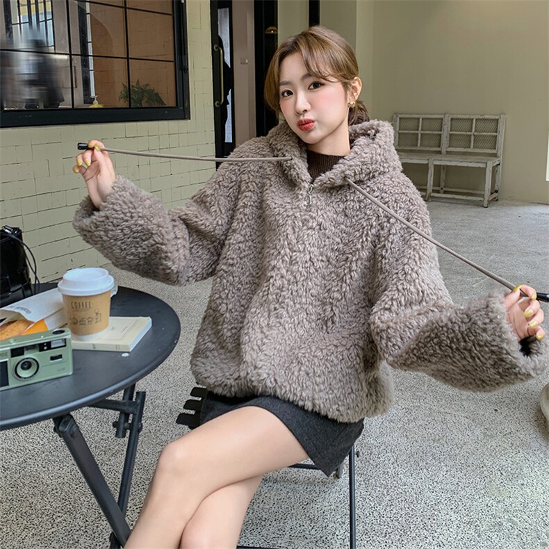 棕色软糯皮毛一体羊羔毛外套女入冬2025新款甜美减龄时髦加绒棉服,女装皮草,2C081
