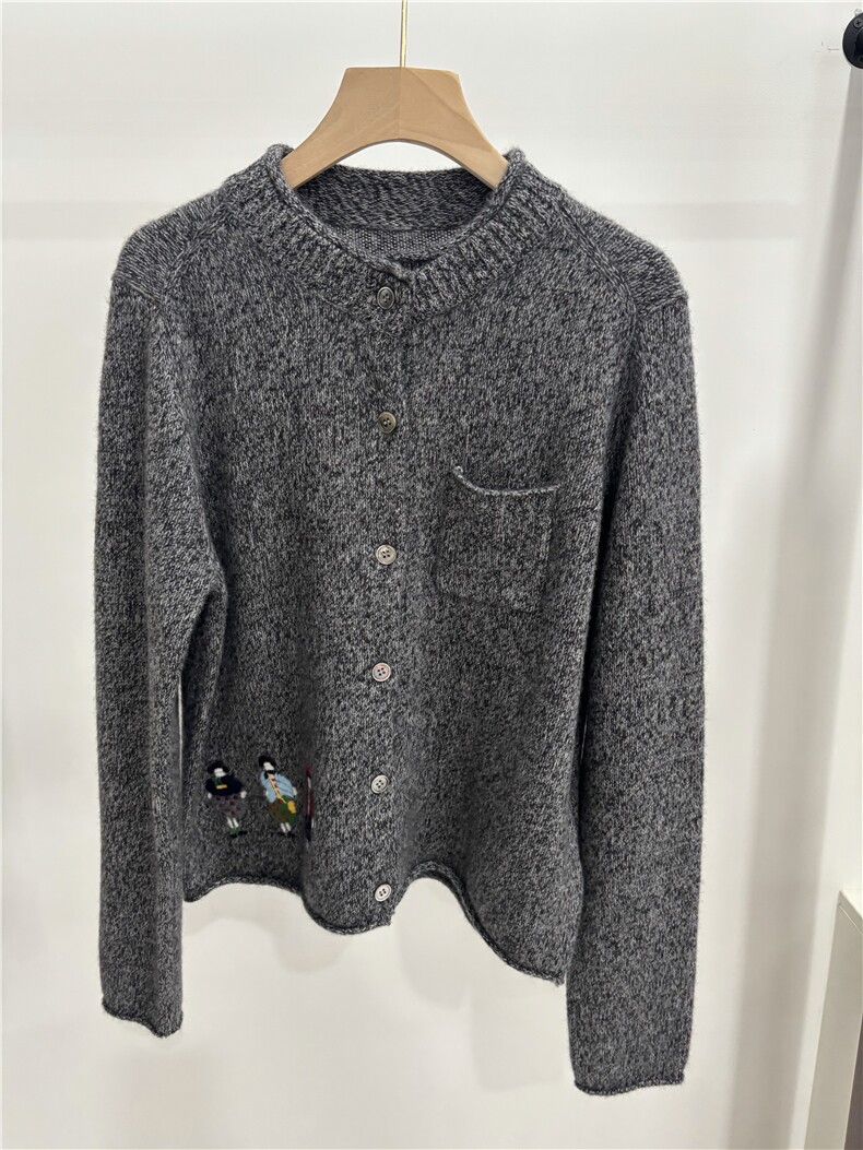 2025年秋季时尚百搭通勤简约休闲刺绣开衫，女装羊绒衫，江帆羊绒