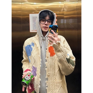 【有货】破洞涂鸦情侣开衫毛衣男女慵懒风针织衫外套5501LL-特P65图片
