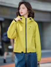 超好看玫红色连帽加棉冲锋衣外套女2025秋冬新款宽松休闲短款棉服，女装棉衣/棉服，悦祺