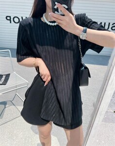 现货 夏季新面料开叉垫肩短袖图片
