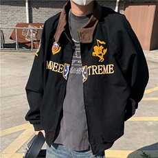 黑色