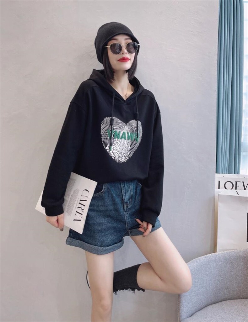 秋季戴帽长袖卫衣，女装卫衣/绒衫，薰衣坊