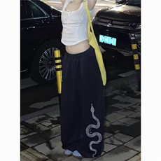 藏青色