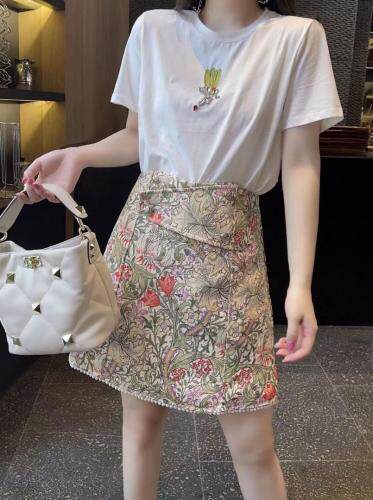 【现货】夏季新款精致套裙，女装，名依人