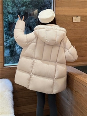 主推现货2025冬装新款糖果色洋气轻便加厚白鸭绒可爱羽绒服女，女装羽绒服，苗苗