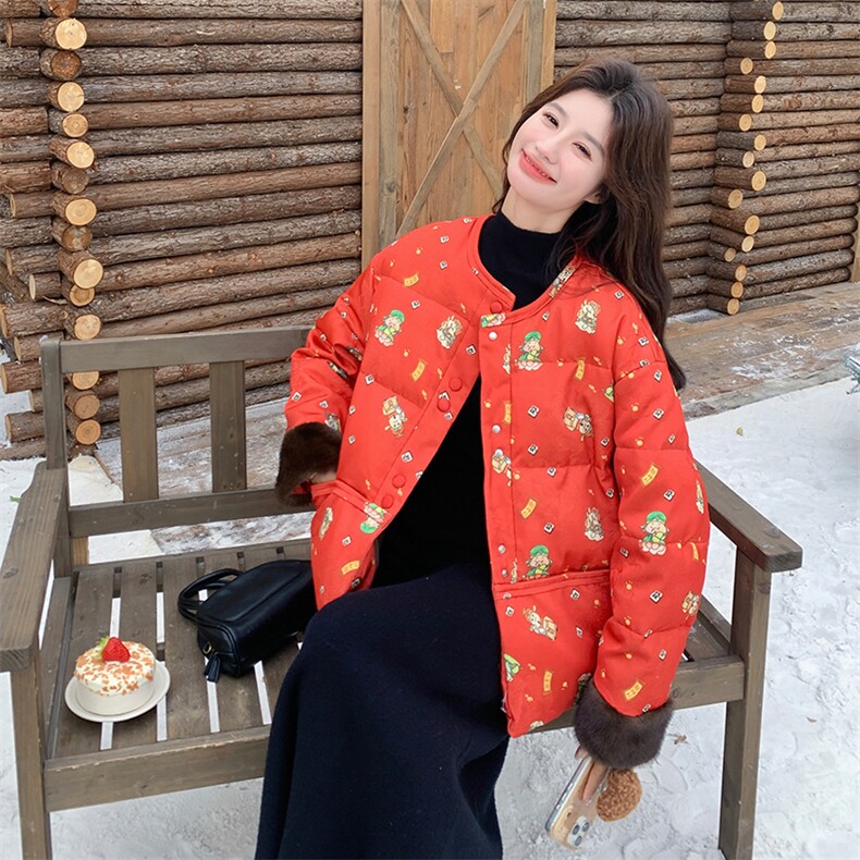 新款设计感印花财神爷图案2C123-Z1012-P330-K490白鹅绒,女装短外套,2C123