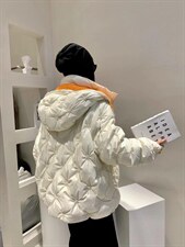 撞色带帽羽绒服，女装羽绒服，吸引力