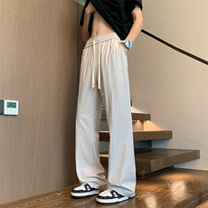 灰色