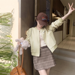 美式棒球服外套女春秋通勤短款撞色拼接复古夹克刺绣宽松休闲上衣图片