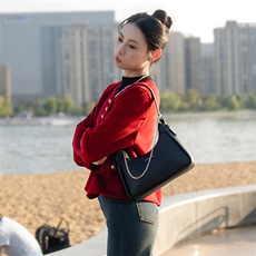 2025冬装新款时尚圆领排扣羊毛呢小香风外套，女装毛呢外套，沫晗依美