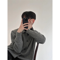 灰色