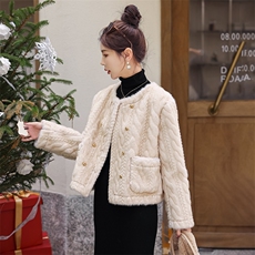 现货冬装新款简约时尚休闲保暖皮毛一体外套上衣，女装皮草，韩美纤衣