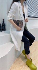 高端大气上档次，一款上身秒变气质女神的风衣。图片
