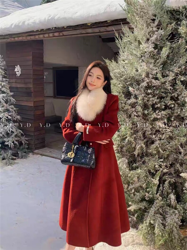 原价799.99!【依嘟】绝美珍珠扣狐狸毛领千金风长款收腰,女装双面呢大衣,依嘟服饰