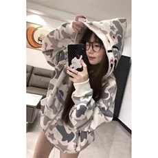灰白色