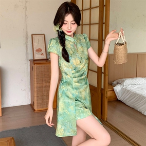 新中式g风改良旗袍套装女2026夏季新款洋气修身印花短裤两件套图片